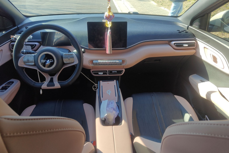 比亚迪 海鸥 2025款 305km 活力版中控内饰12