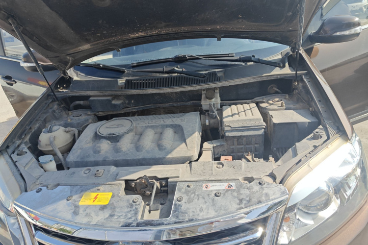 奇瑞 瑞虎5 2014款 2.0L 手动家享版机舱底盘24