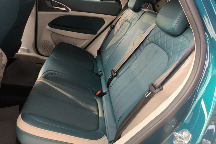 欧拉好猫 2023款 401km标准续航 尊贵型 磷酸铁锂中控内饰21