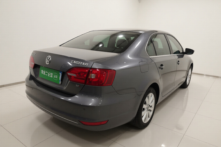 大众 速腾 2014款 改款 1.4TSI 自动豪华型车身外观7