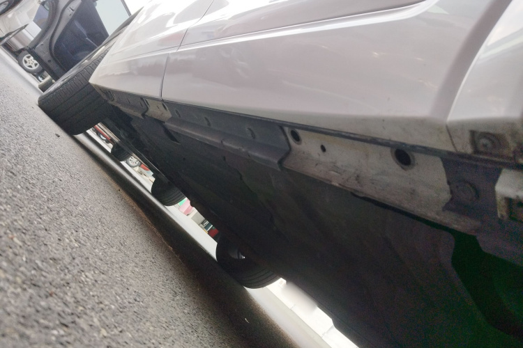 理想汽车 理想ONE 2020款 增程6座版局部细节9002