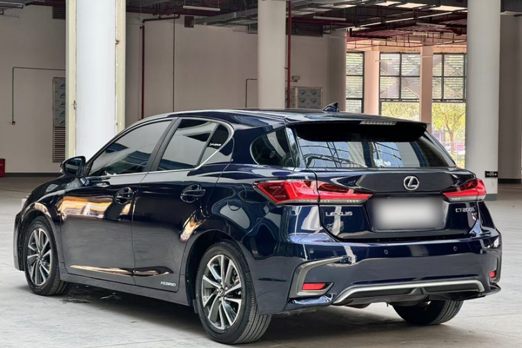 雷克萨斯CT 2020款 CT200h 精英版 单色车身外观6001