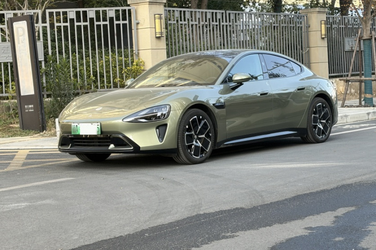 小米汽车 小米SU7 2024款 后驱长续航智驾版车身外观1