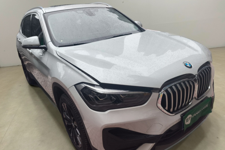 宝马X1 2021款 sDrive20Li 时尚型车身外观3