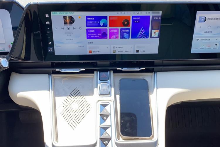 哈弗枭龙MAX 2023款 1.5L Hi4 105 四驱智能旗舰版中控内饰16