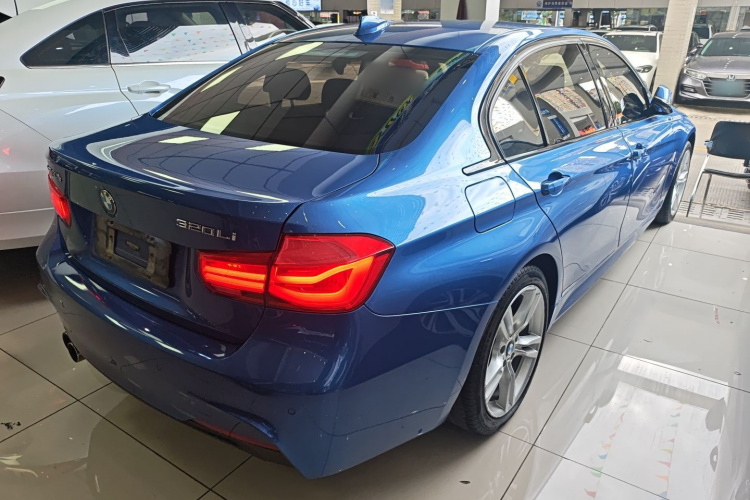 宝马3系 2018款 320Li 领先型M运动套装车身外观7