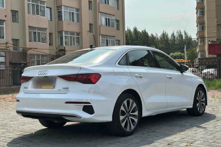 奥迪A3 2021款 A3L Limousine 35 TFSI 进取致雅型车身外观6005