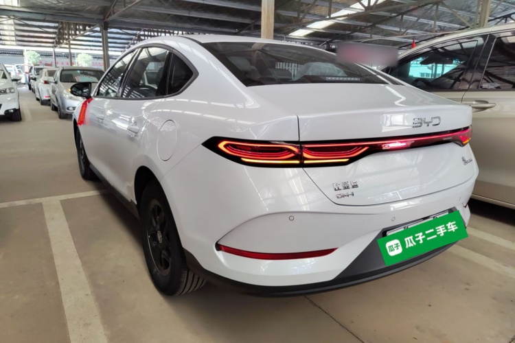 比亚迪 秦PLUS 2025款 DM-i 智驾版 55KM领先型车身外观6003