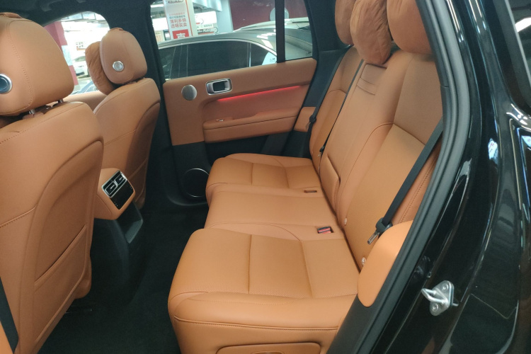 理想汽车 理想L6 2024款 Pro中控内饰21