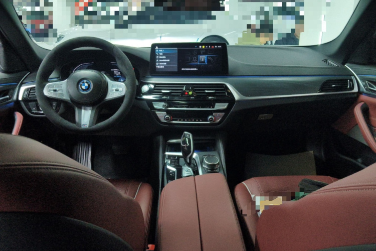 宝马5系新能源 2022款 改款 535Le M运动套装中控内饰12