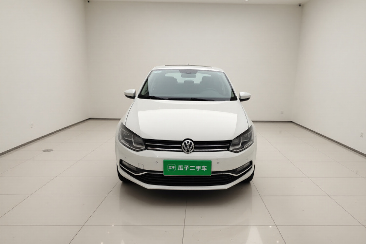 大众 Polo 2014款 1.4L 自动豪华版车身外观2