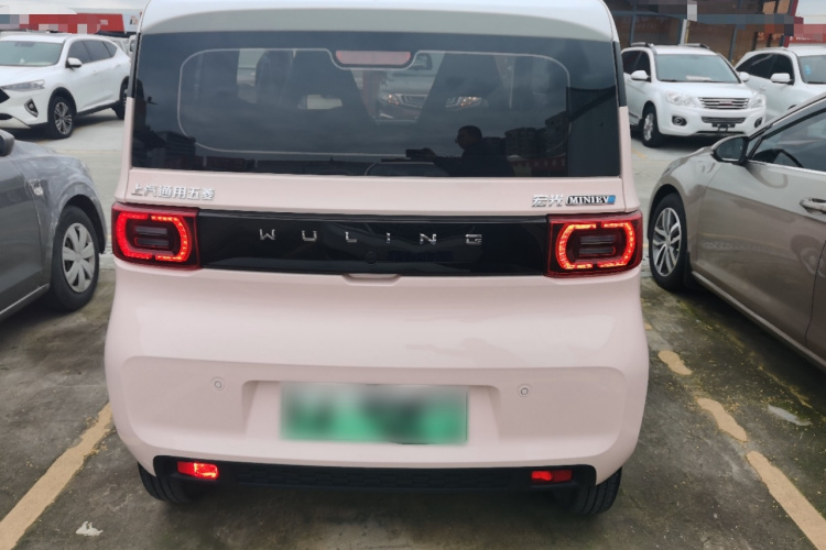 五菱汽车 宏光MINIEV 2022款 马卡龙臻享款 磷酸铁锂车身外观6