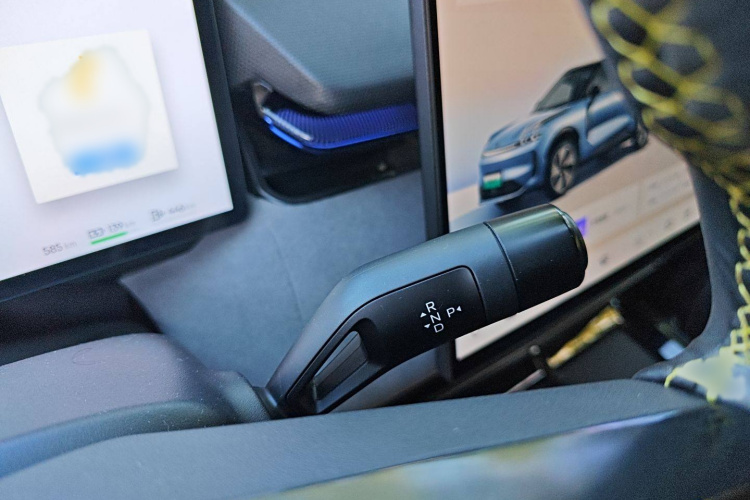 领克08 EM-P 2023款 245km 超长续航Halo局部细节18