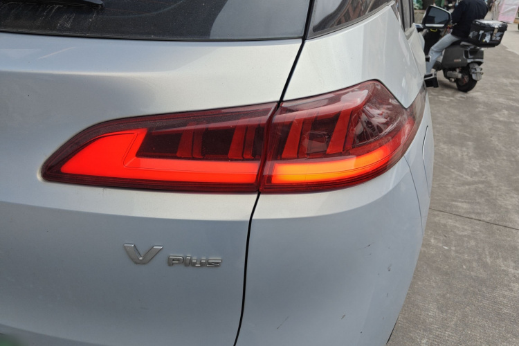 埃安 AION V 2021款 Plus 80 智享科技版 三元锂车身外观6006