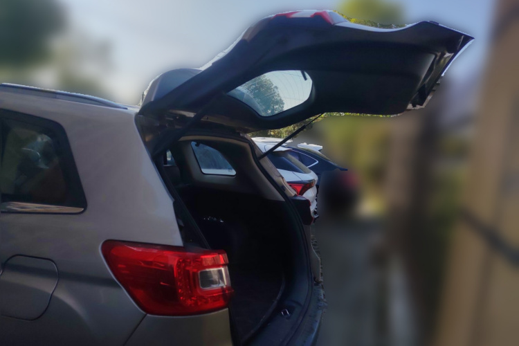 长安CS75 2014款 2.0L 手动豪华型 国V局部细节23