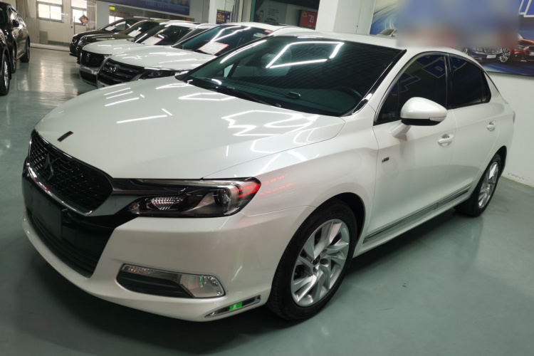 DS 5LS 2015款 1.6T 风尚版THP160车身外观4