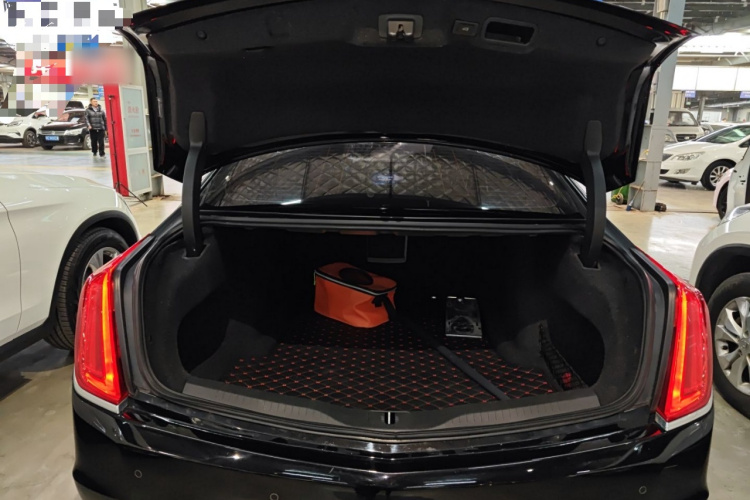 凯迪拉克CT6 2016款 28T 时尚型局部细节23