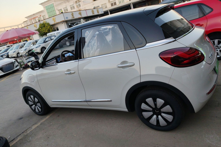 五菱汽车 五菱缤果 2025款 333km 悦享款车身外观6003