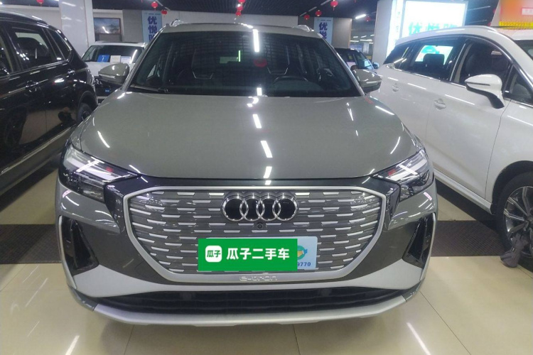 奥迪Q4 e-tron 2024款 40 e-tron 创境版车身外观2
