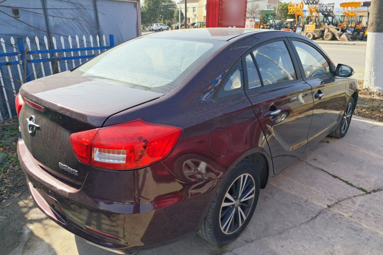 海马M6 2017款 1.6L 手动舒适型车身外观7