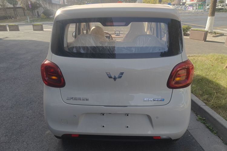 五菱汽车 宏光MINIEV 2025款 四门版 进阶款车身外观6