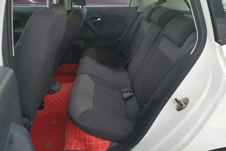 大众 Polo 2016款 1.6L 自动舒适型中控内饰21