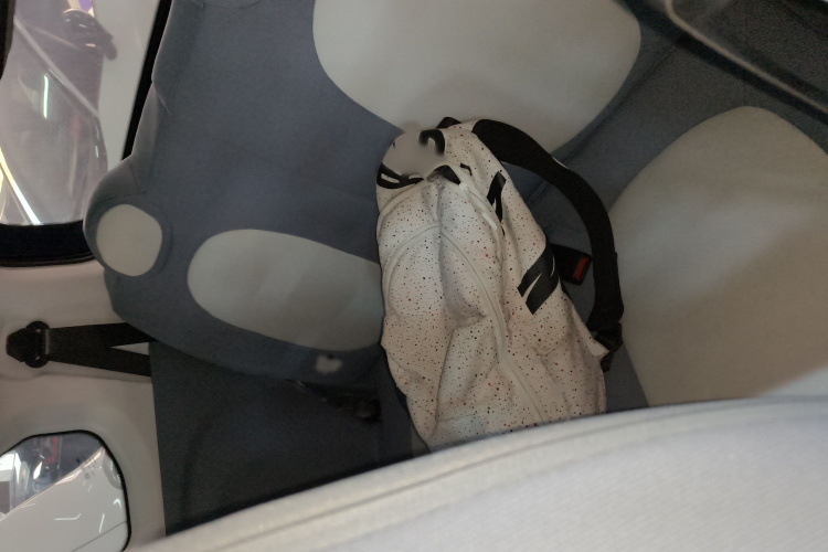 奔腾小马 2024款 170km 活力马中控内饰7004