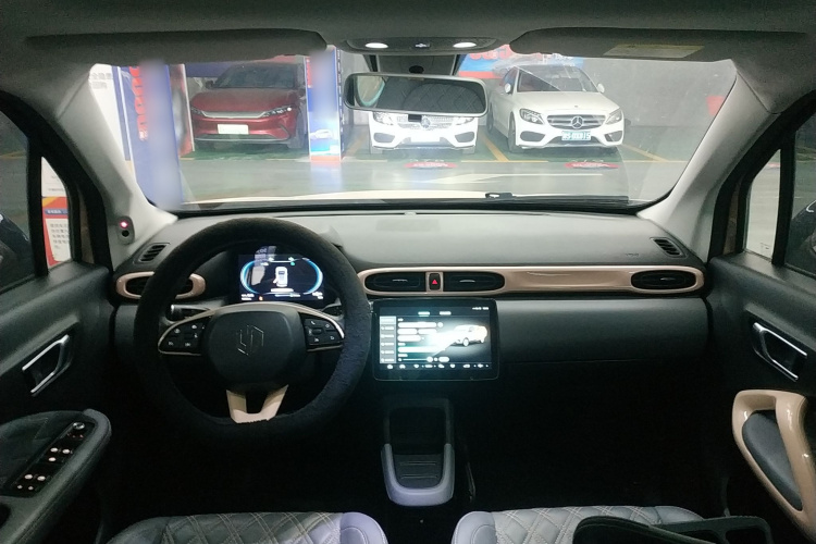 零跑汽车 零跑T03 2021款 400豪华版中控内饰12