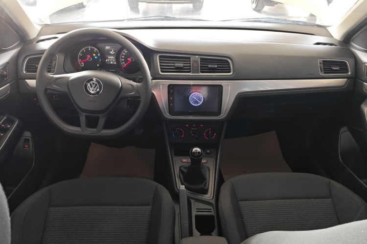 大众 朗逸 2017款 1.6L 手动风尚版中控内饰12