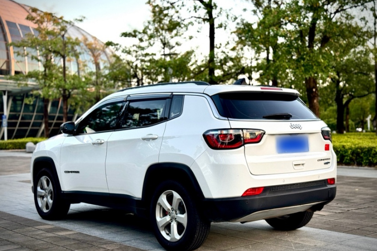 Jeep 指南者 2017款 200T 自动家享版车身外观6006