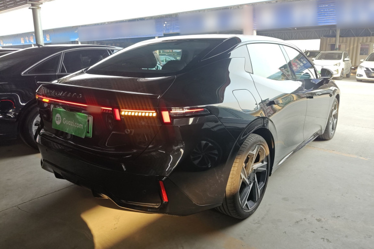 领克07 2024款 EM-P 126长续航 Halo车身外观6005