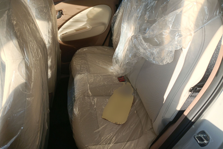 五菱汽车 宏光MINIEV 2025款 四门版 进阶款中控内饰21