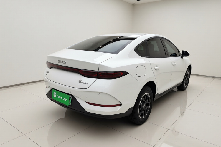 比亚迪 秦PLUS 2025款 DM-i 智驾版 55KM领先型车身外观7