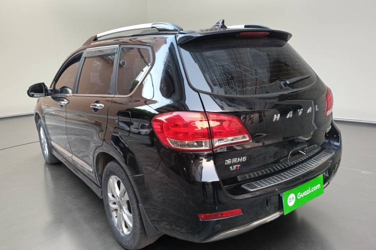 哈弗H6 2015款 升级版 1.5T 手动两驱精英型车身外观5
