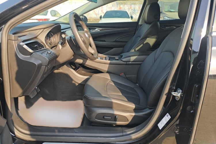 别克 君越 2022款 652T 豪华型局部细节19