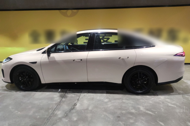 埃安 AION RT 2025款 650智豪版车身外观6003