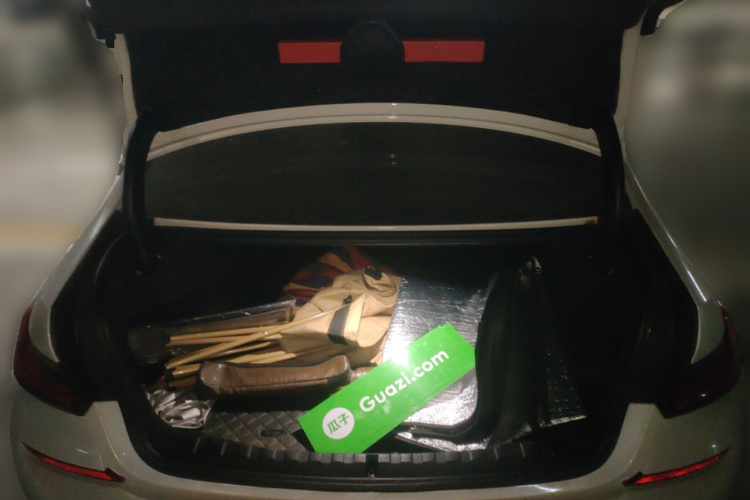 宝马3系 2020款 改款 325Li M运动套装中控内饰23