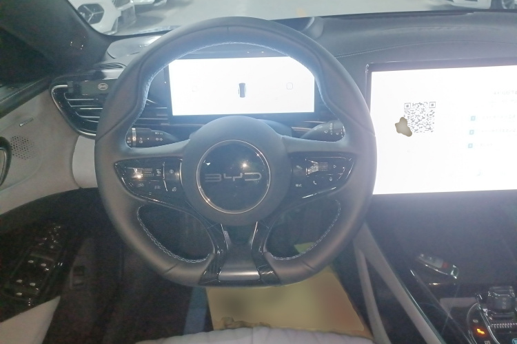 比亚迪 海豹 2022款 700km 长续航后驱版中控内饰13