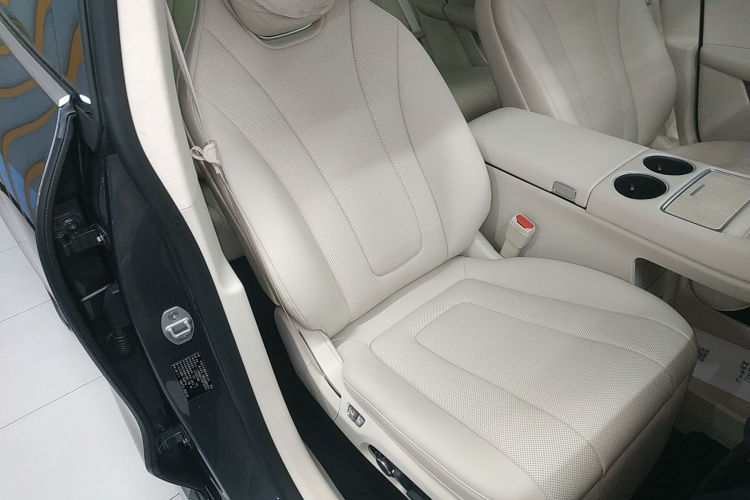 鸿蒙智行 智界R7 2024款 纯电 802km Max局部细节41