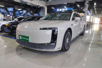 鸿蒙智行 尊界S800 2025款 纯电 星辉尊享版 5座