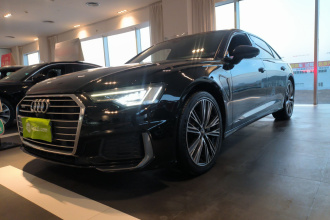 奥迪A6L 2021款 45 TFSI quattro 臻选动感型