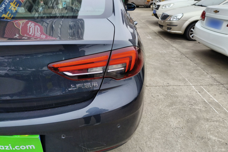 别克 君威 2019款 20T 精英型 国VI车身外观9