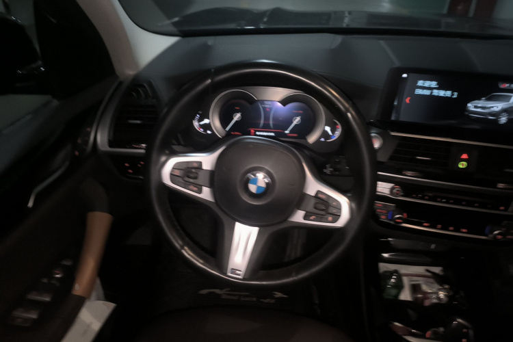 宝马X3 2018款 xDrive25i M运动套装 国V中控内饰13
