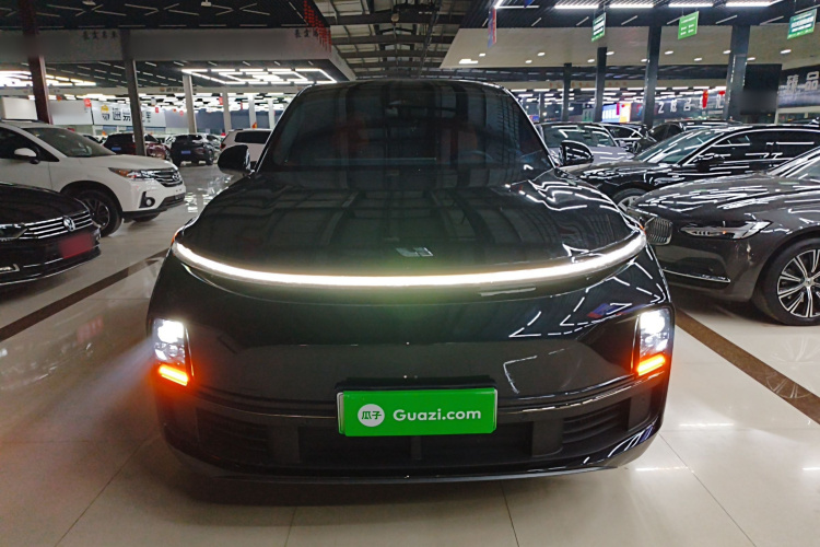 理想汽车 理想L8 2023款 Pro车身外观2