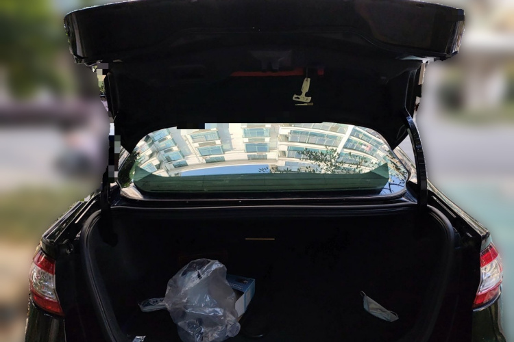 福特 蒙迪欧 2013款 2.0L GTDi200豪华型中控内饰23