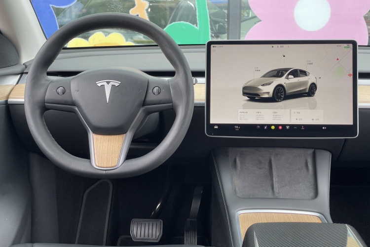 特斯拉 Model Y 2022款 后轮驱动版局部细节13