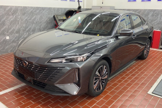 长安 逸动PHEV 2025款 智慧新蓝鲸 145KM 战舰版