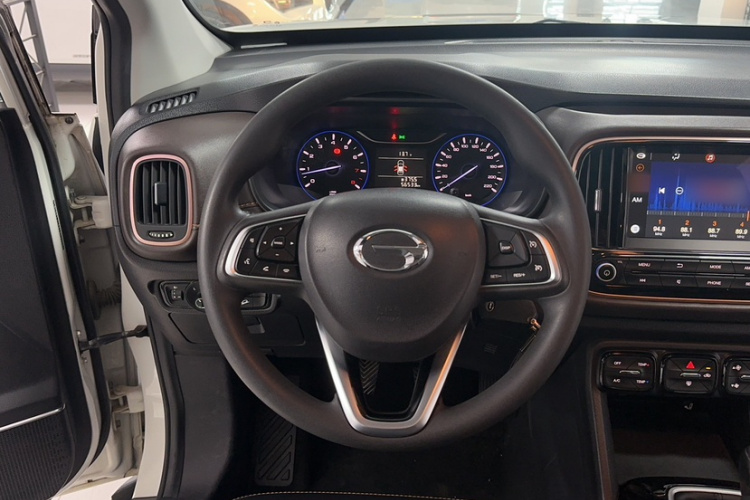 广汽传祺 传祺GS3 2017款 150N 手动精英版局部细节13