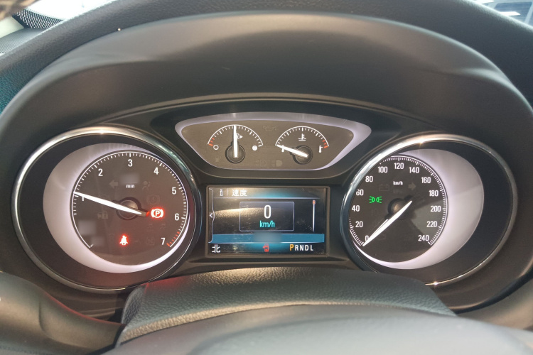 别克 昂科威 2021款 532T 两驱精英型局部细节14