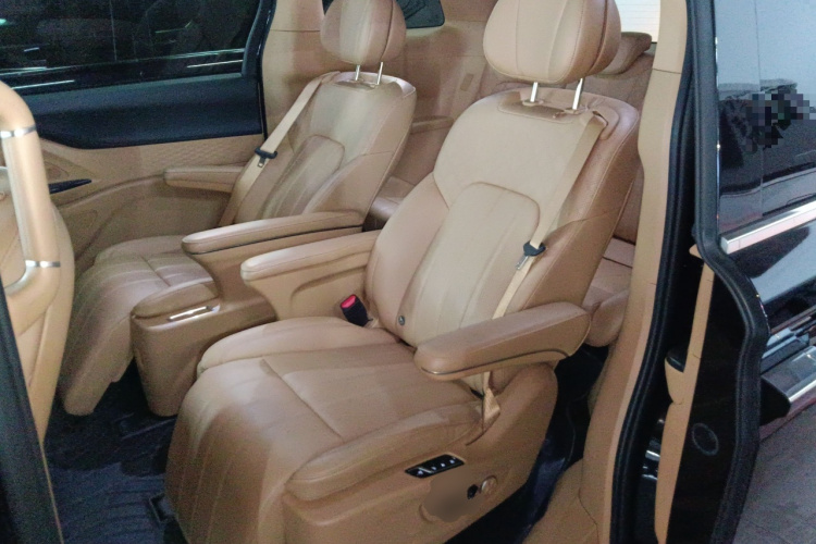 岚图汽车 岚图梦想家 2022款 低碳版 家中控内饰21